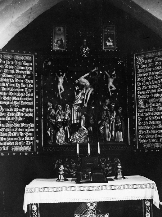 Bosjökloster kyrka. Altarskåp, troligen från 1515.