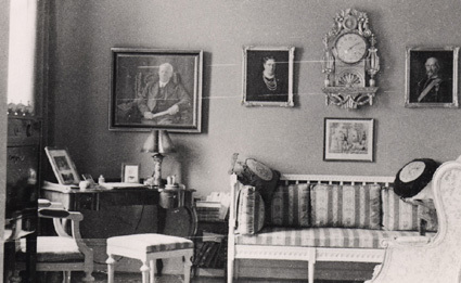 Maj 1938. Amelie´s kabinett Regementsgat.
