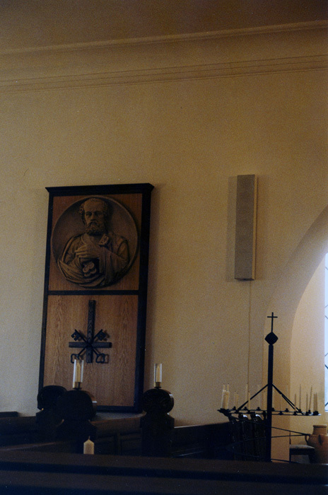 Interiörbild från Grönby kyrka. Utsmyckning, lj...