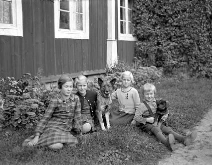 Elsa, Anna-Greta, Elna och Göran Mattisson, Snä...