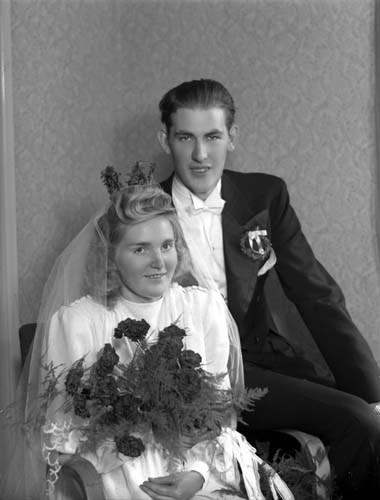Sonja o Sven Svensson, brudpar, Krogshult.