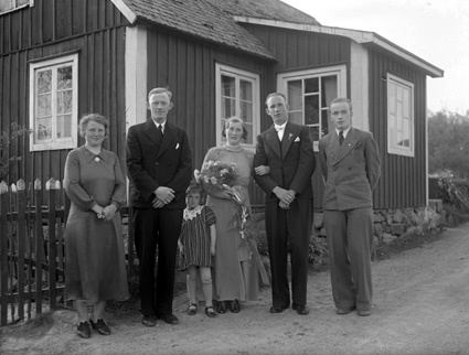 Lennart Svensson brudparet sällskap till Norlin...