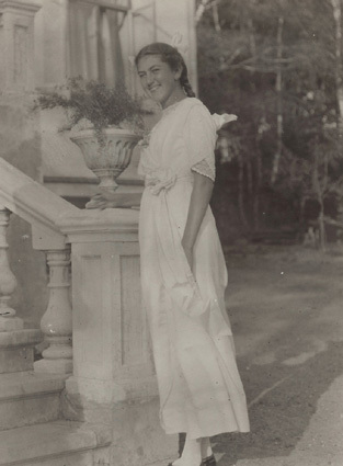 1913 Agnes Langenheims konfirmation.