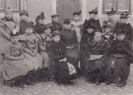 Gamla Virginska skolan, Lasttageplatsen. 1895?