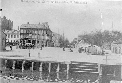 Torghandel på Salutorget vid Östra Boulevarden ...