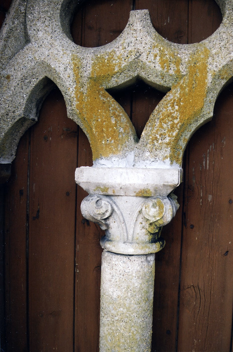 Detalj av pelare från Gessie kyrka.