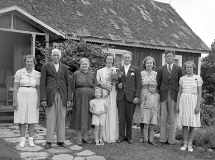 Hugo och Elsa Österbergs bröllop 28/7 1940 (all...