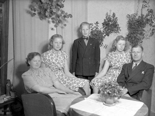 Oskar Persson familjen tvär Arkelstorp.