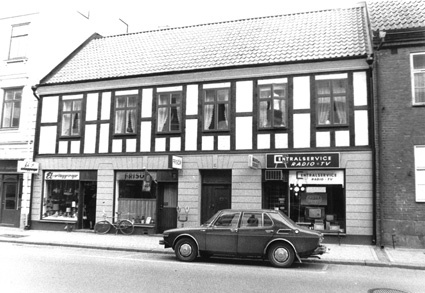 Huset Ö. Storgatan 7 utgör ett exempel på en 17...