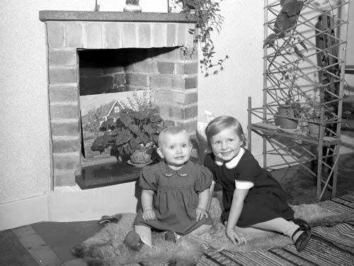 Arne och Karin Christiansson, barnen Höjelycke.