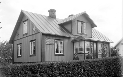 Börjesson och Johnssons Åkeri & Bilstation.
