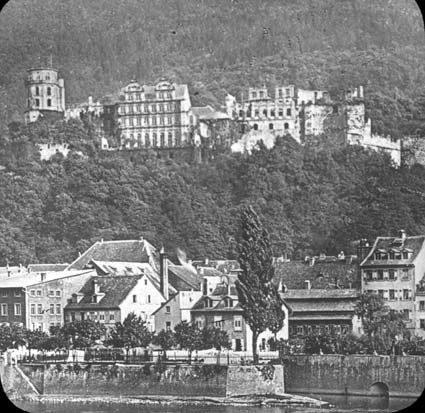 Heidelbergs slott, sett från Neckarsbron.