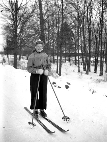 Frida Nilsson på skidor Arkelstorp.