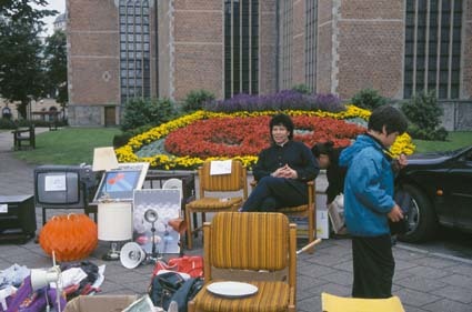 1800-talsmarknad, 1998.