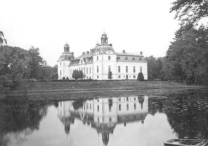 Kronovall slott.
