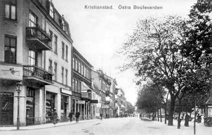 Östra Boulevarden. Avfotograferat vykort.