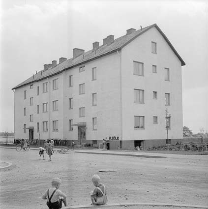 Fastigheten Ågatan 34, lekplats för barn ?.
