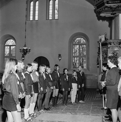 S:t Georgsdagen, scouterna i Ivetofta kyrka, ap...
