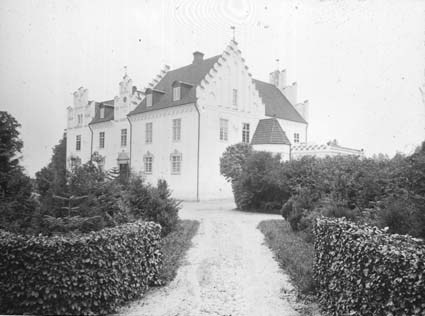 Vanås slott, från nordväst.