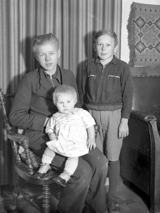 3 barn Brusås Österslöv.