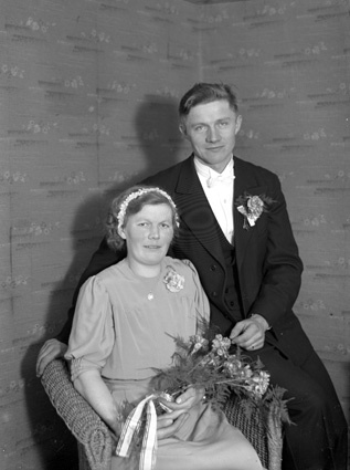 Brudpar  Hilda o Otto Karlsson, Vånga Alle.