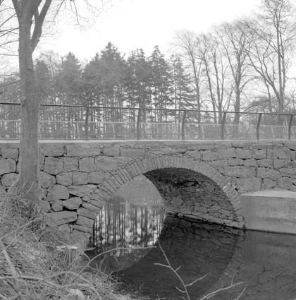 Karpalund bro över Vinnöån, byggd av C.A. Wrang...