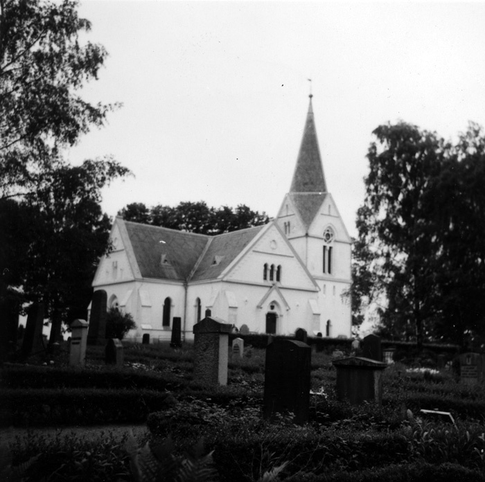 Fosie kyrka. Foto åt sydväst.