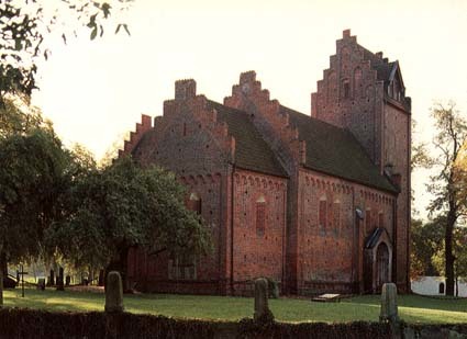 Gumlösa kyrka, från år 1192.