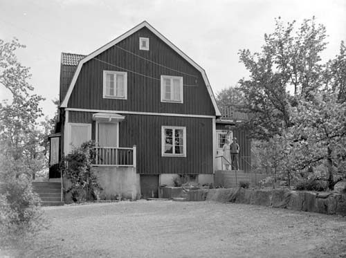 Anton Nilssons villan, Agnes och Anton, Vånga A...