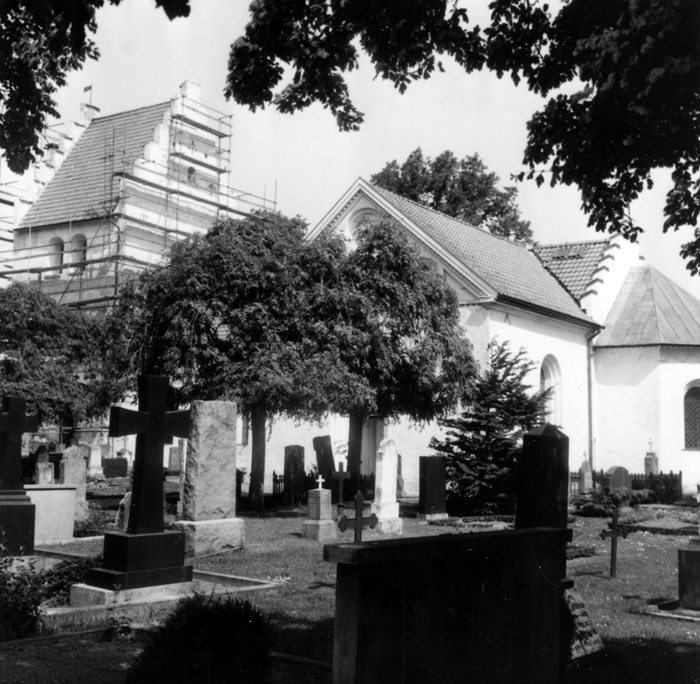 Kattarps kyrka 1977. Bild från sydost.