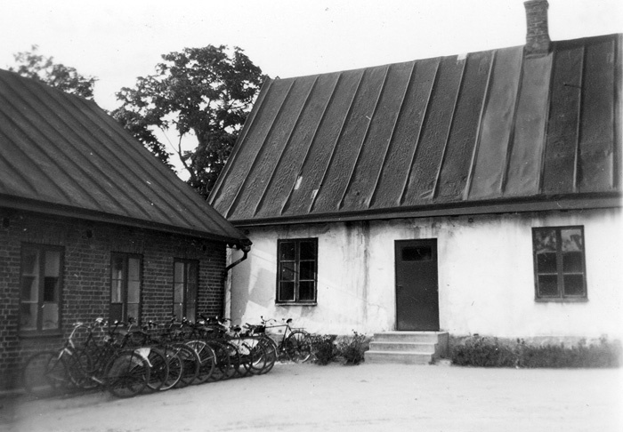 Fosie gamla skola vid Fosie kyrka, riven 1942.