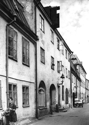Bostads- och magasinbyggnad vid J.H. Dahlsgatan.