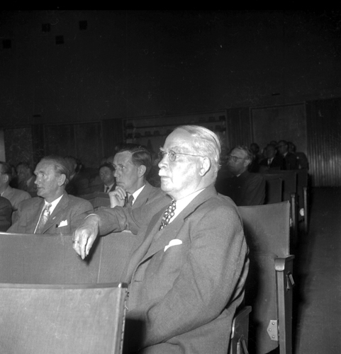 Drätselkammare - stormöte  med  G.  Möller  1951
