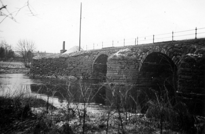 Kävlingebron byggd 1767. Brons norra parti med ...