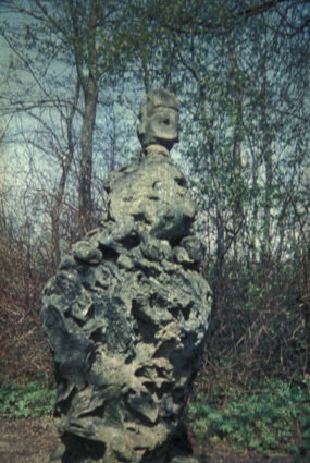 Hallsbergs stenar (Lots hustrun relief).