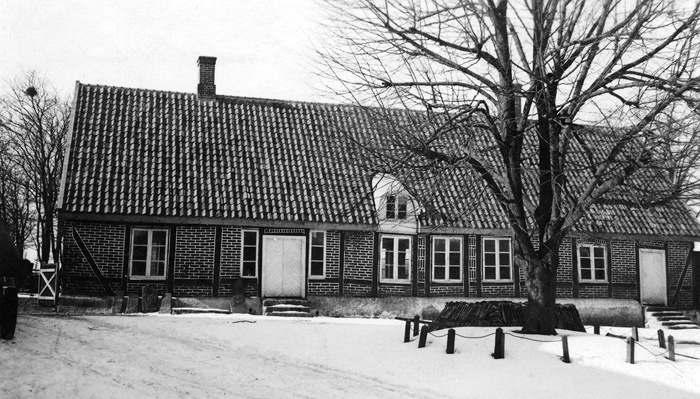 Källs-Nöbbelövs gamla prästgård.