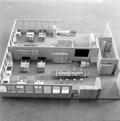 Modell av Stenbergs slöjdsal 1969.