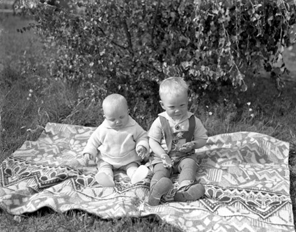 Röetved Sigfrid och Betty Perssons barn. Sigvar...