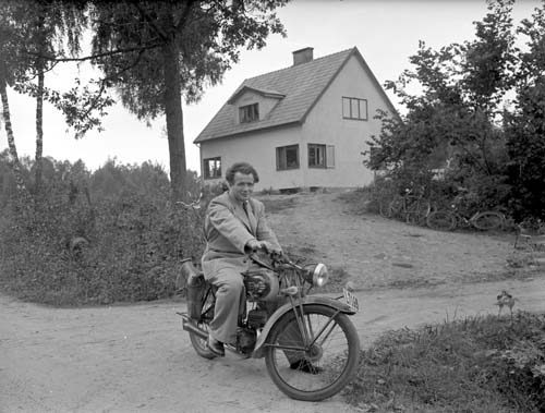 Allan Nilsson på motorcykel Bökenäs.