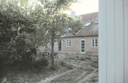 Fasad mot gården efter ombyggnaden 1980-81. Ark...