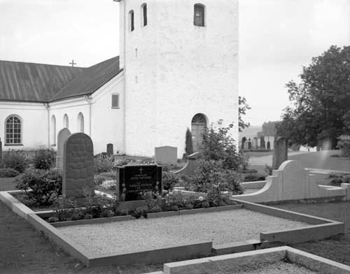 Anton Mattssons gravvård (Hovby) Vånga.