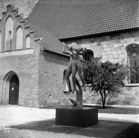 Statyns avtäckning 1953