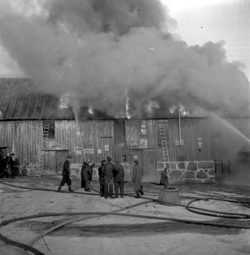 Esbjörnssons trävarulager brand i Kivik