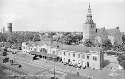 Kristianstad. Järnvägsstationen och Trefaldighe...