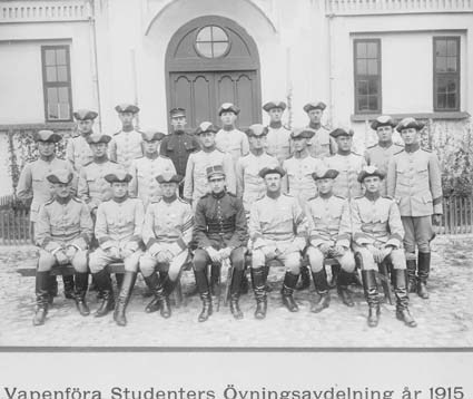 Vapenföra Studenters Övningsavdelning år 1915.
