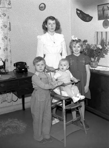 Hugo och Elsa Österbergs barn, Skärsnäs.
