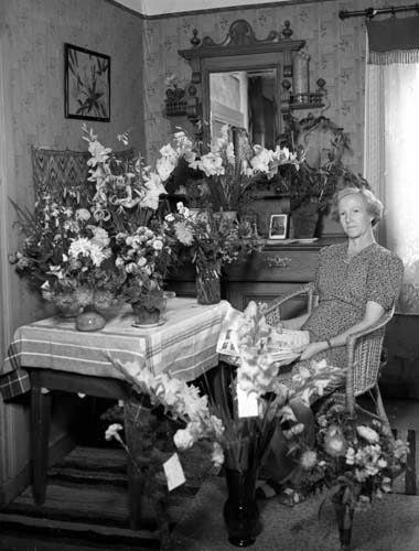 Klara Persson 50 års dag ensam Mannestad.