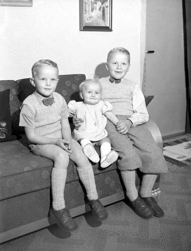Bror och Karin Anderssons barn, Esperyd.