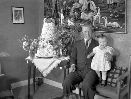 Agne Klint med lillasyster Solveig, Vånga.