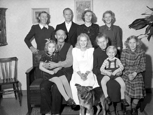 Ström o Ola Håkanssons familjer Vånga Alle.